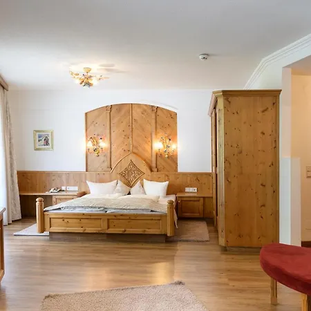 Garni Castel 伊施格尔