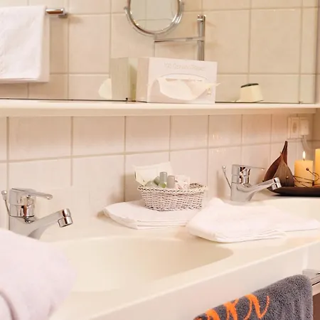 Garni Castel Hotel 4*