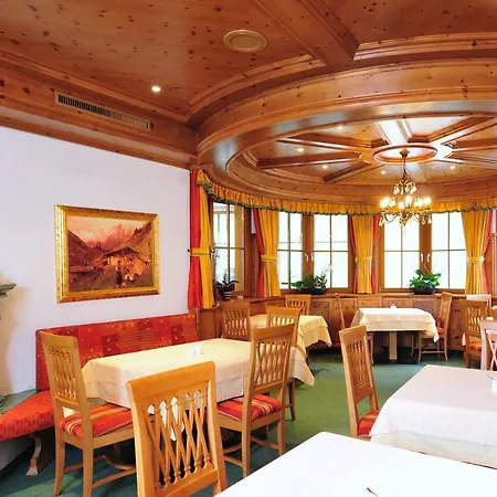 Garni Castel Otel
