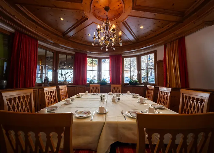 Garni Castel Ξενοδοχείο