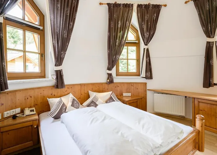 Garni Castel 4* 이스크글